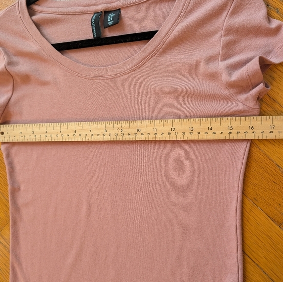 29.Cynthia Rowley Terracotta Short Sleeve Tee - Picture 2 of 3